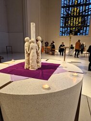Hört die Steine